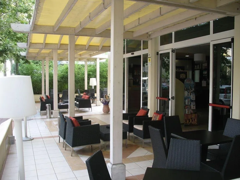 Hotel Orly Cesenatico 3*,